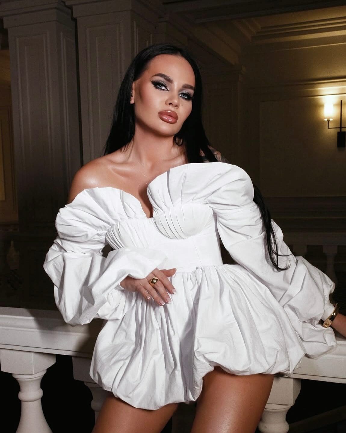 Arina — photo 1