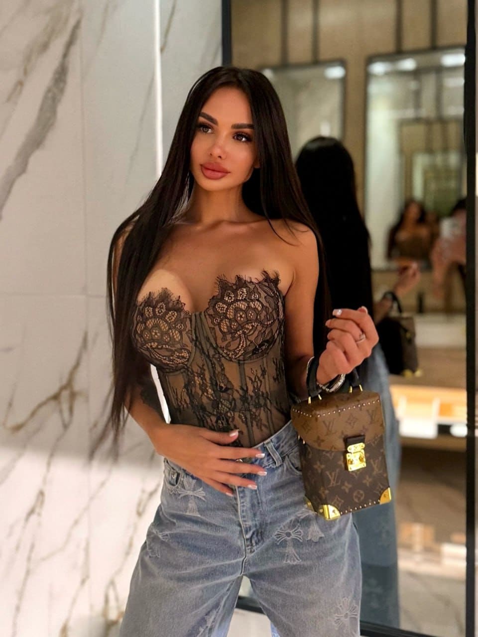Ava — photo 1