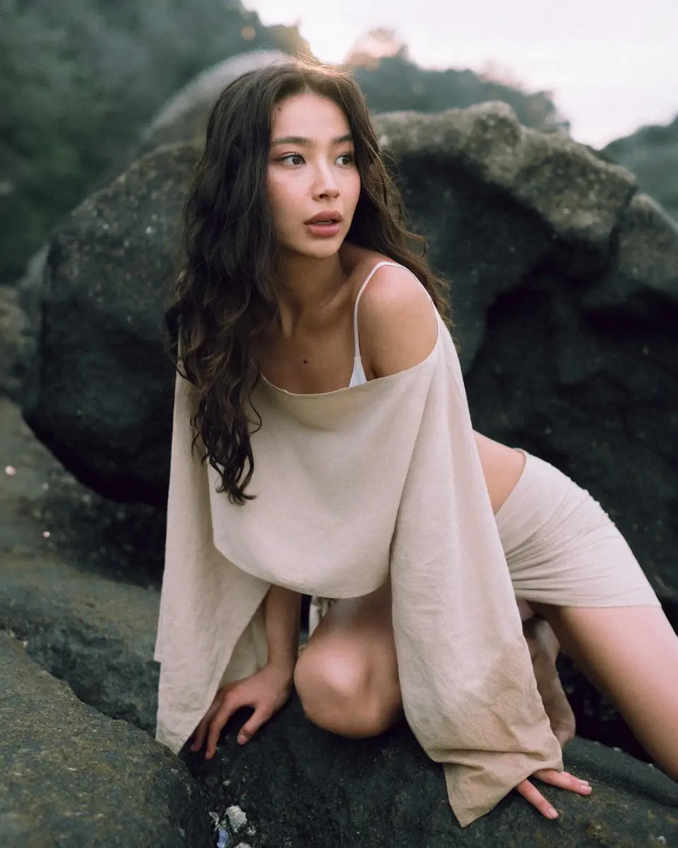 Almagul escort in Hong Kong