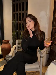 Assel escort in Hong Kong
