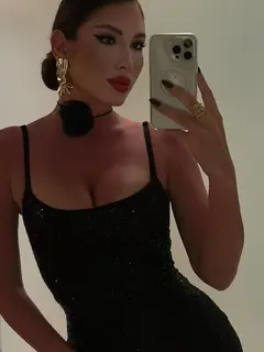 Assel escort in Hong Kong