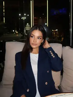 Aysana escort in Hong Kong