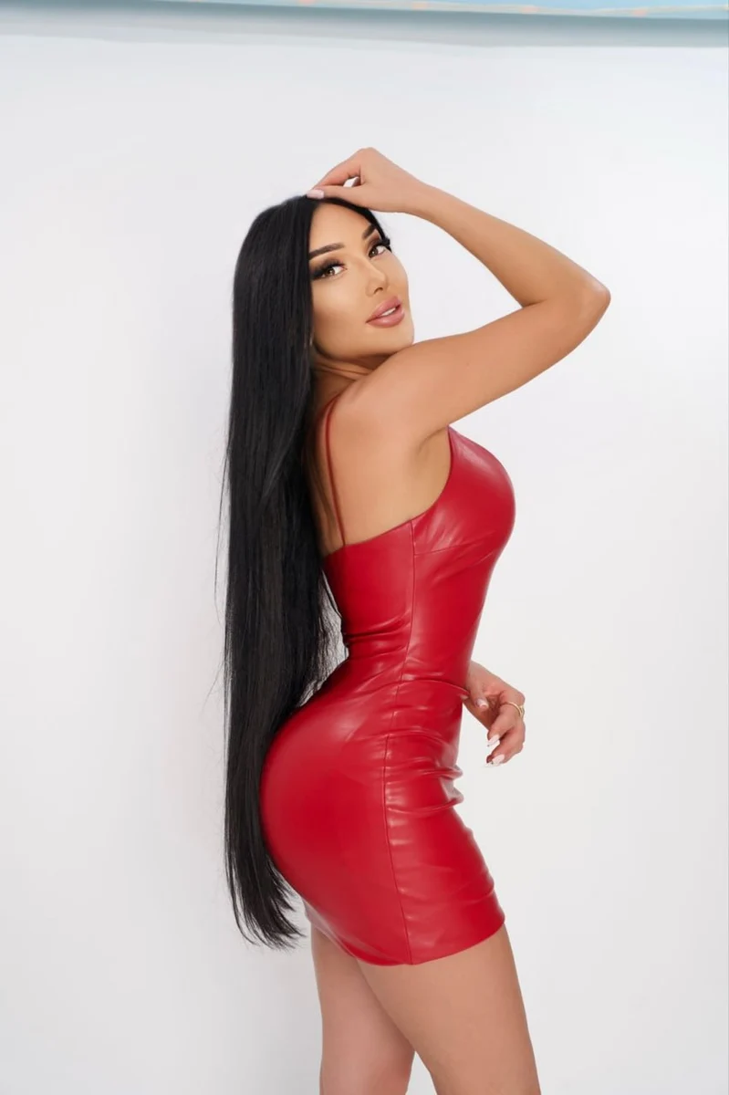 Camila escort in Hong Kong