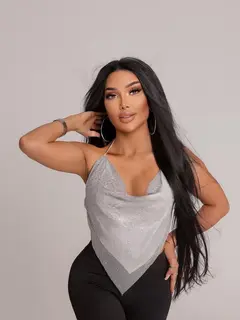 Camila escort in Hong Kong