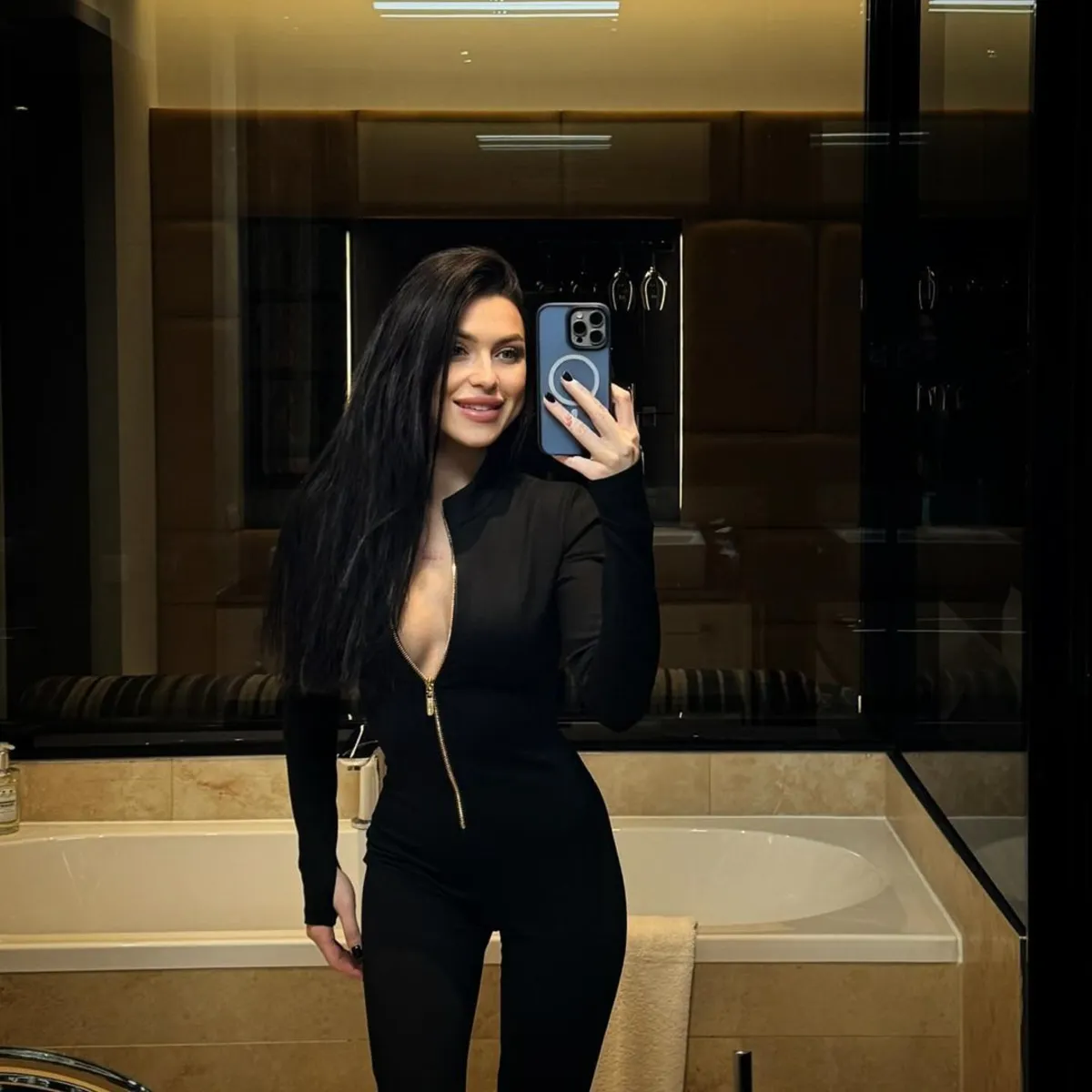 Celeste escort in Hong Kong