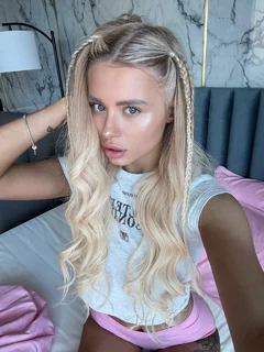 Clarissa escort in Hong Kong