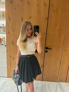 Elena escort in Hong Kong