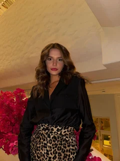 Eliona escort in Hong Kong