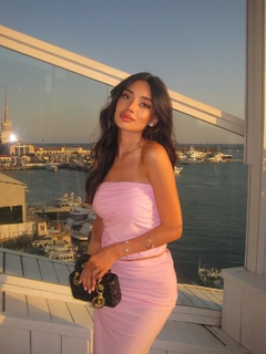 Gulzhibek escort in Hong Kong
