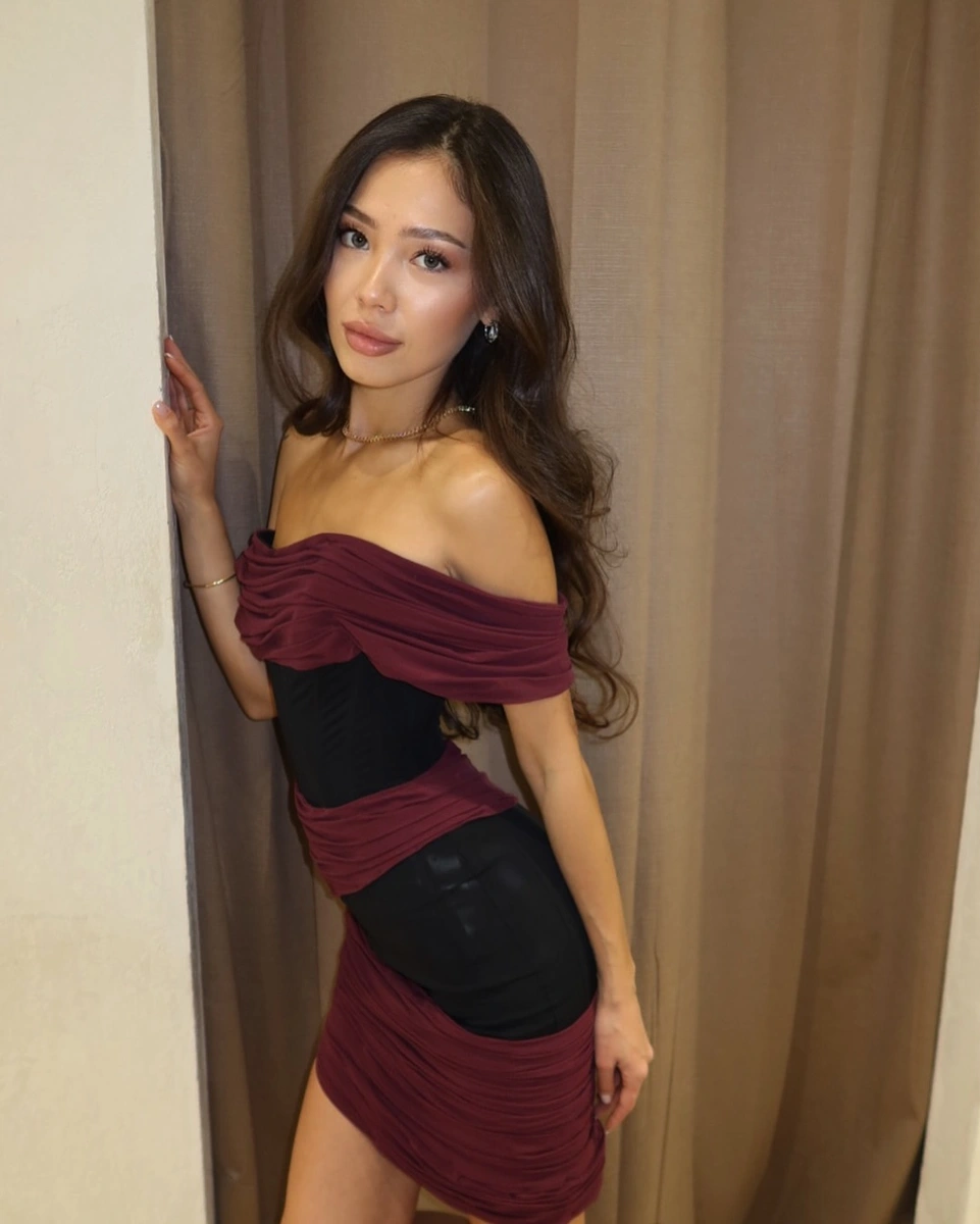 Inkar escort in Hong Kong