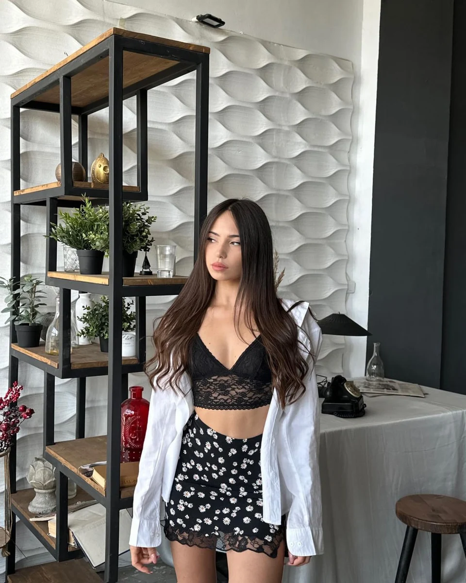 Josephine escort in Hong Kong