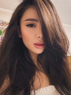 Sholpan escort in Hong Kong