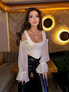 Tatiana escort in Hong Kong
