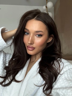 托米里斯 香港的应召女郎